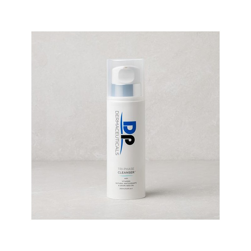 Desmaquilhante Dermapen trifásico de limpeza profunda rosto e olhos 250ml